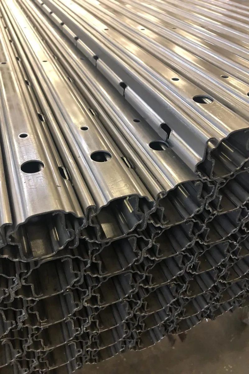 Sika è un produttore di pali per vigneto con oltre 20 anni di esperienza